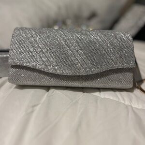 Elegant Silver Evening Snap Close Clutch Bag